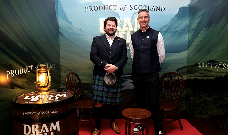 Cricketer Pietersen unveils Dram Bell blended Scotch