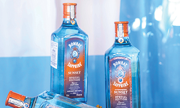 Bombay Sapphire plays on Sunset