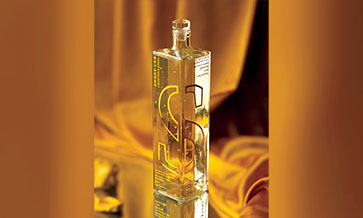 Smoke vodka now with Liquid Gold!